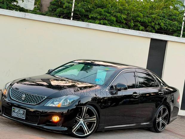 Toyota Crown 2009 Black