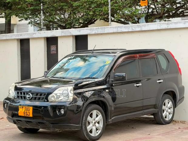 Nissan X-Trail 2010 Black