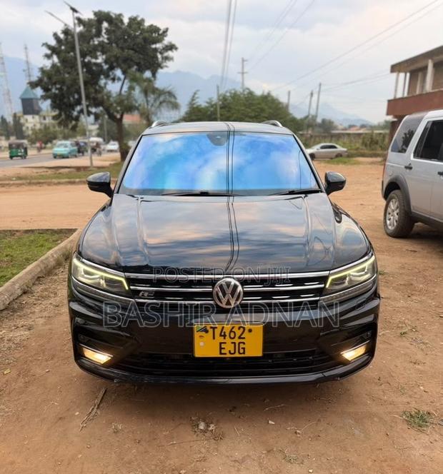 Volkswagen Tiguan 2017 Black