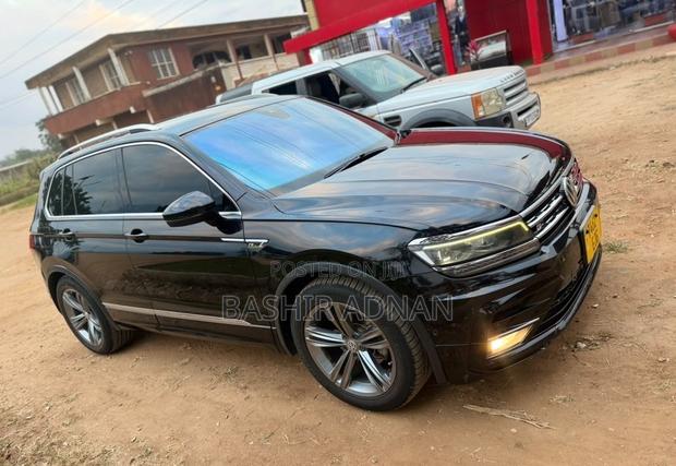 Volkswagen Tiguan 2017 Black