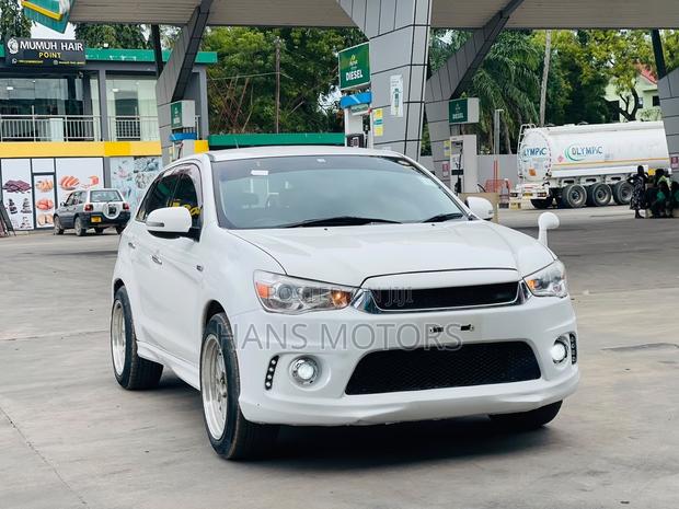 Mitsubishi RVR 2008 White