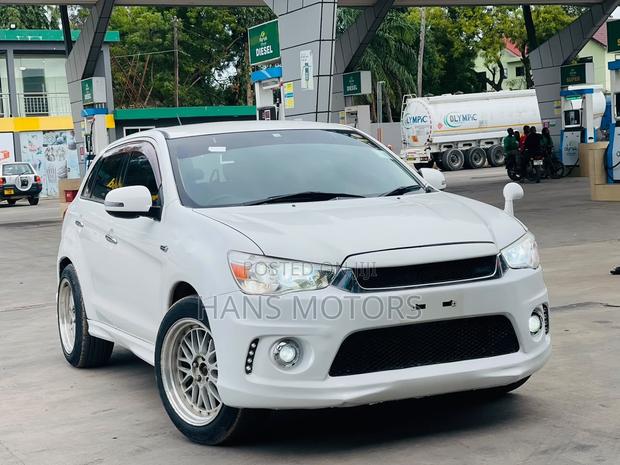 Mitsubishi RVR 2008 White