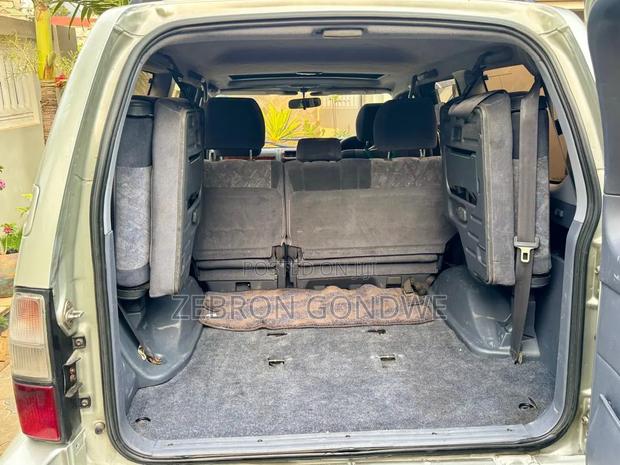 Toyota Land Cruiser Prado 2001 Beige