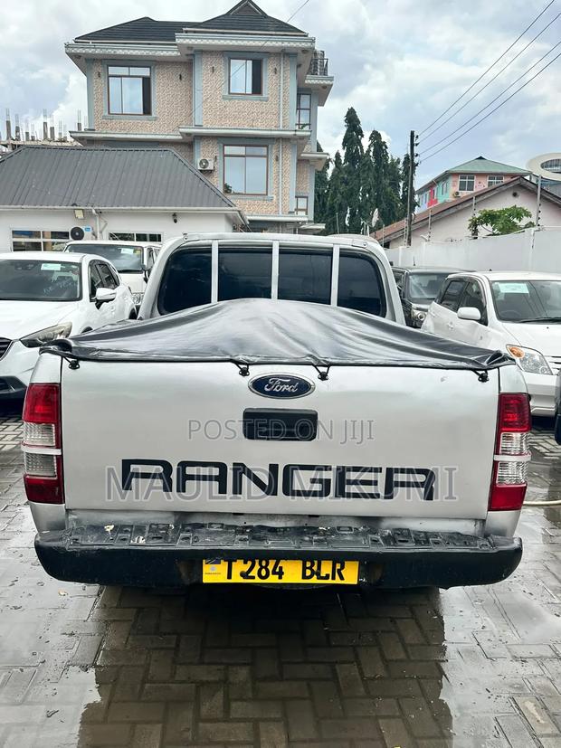 Ford Ranger 2010 Silver