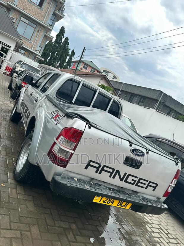 Ford Ranger 2010 Silver