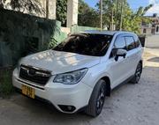 Subaru Forester 2013 White for sale
