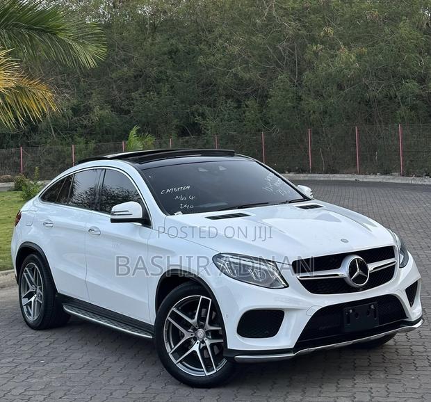 Mercedes-Benz GLE-Class GLE 350d 4MATIC 2016 Pearl
