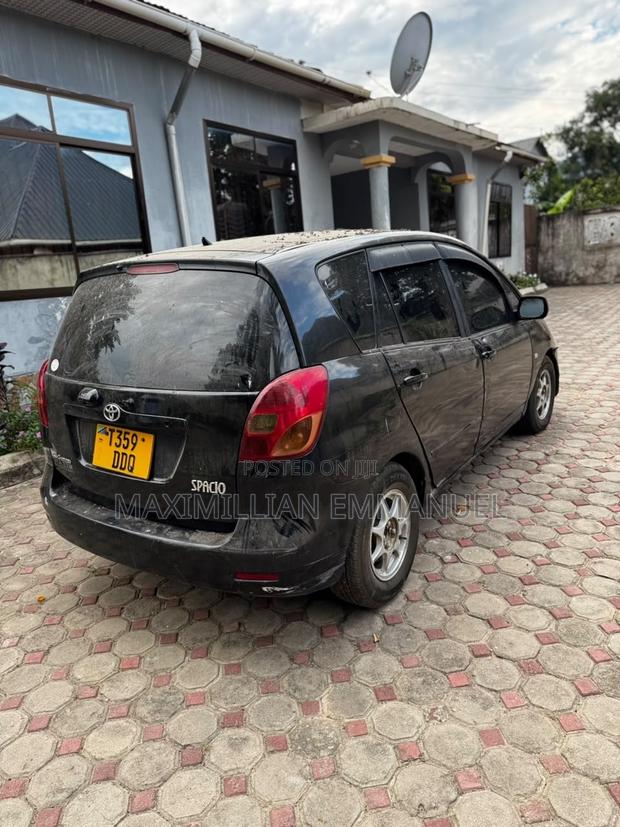 Toyota Corolla Spacio 2005 Black