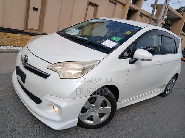 Toyota Ractis 2011 White