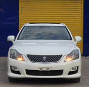 Toyota Crown 2010 White for sale