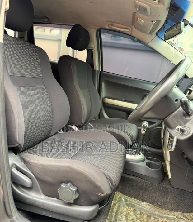 Toyota IST 2005 Gray
