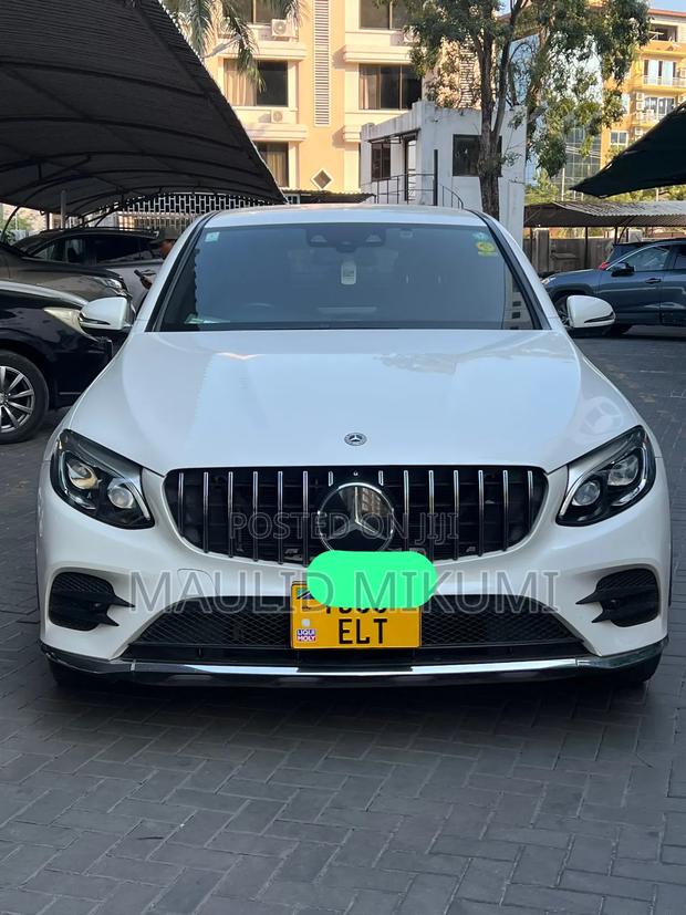 Mercedes-Benz GLC-Class 2019 White