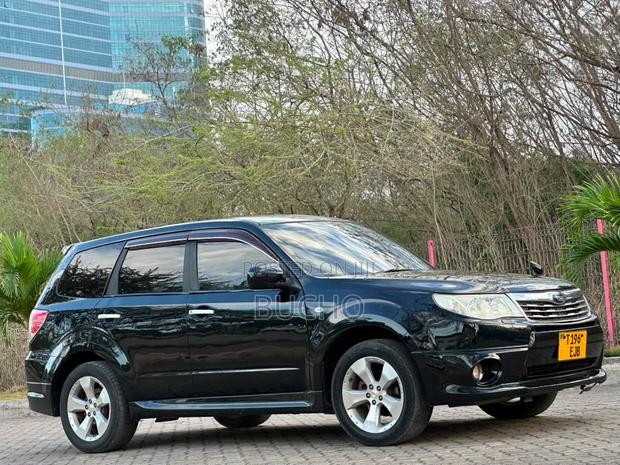 Subaru Forester 2010 Black