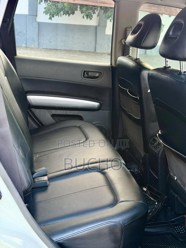 Nissan X-Trail 2010 White