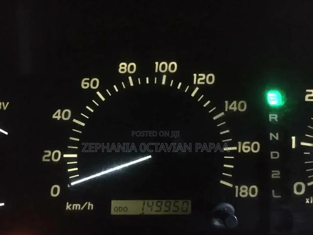 Lexus LX 470 AWD 2000 Black