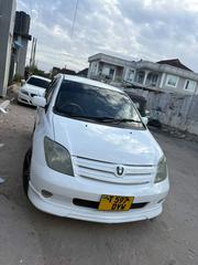 Toyota IST 2004 White for sale