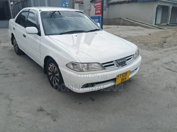 Toyota Carina 2000 White