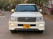 Toyota Land Cruiser 2003 Off white for sale
