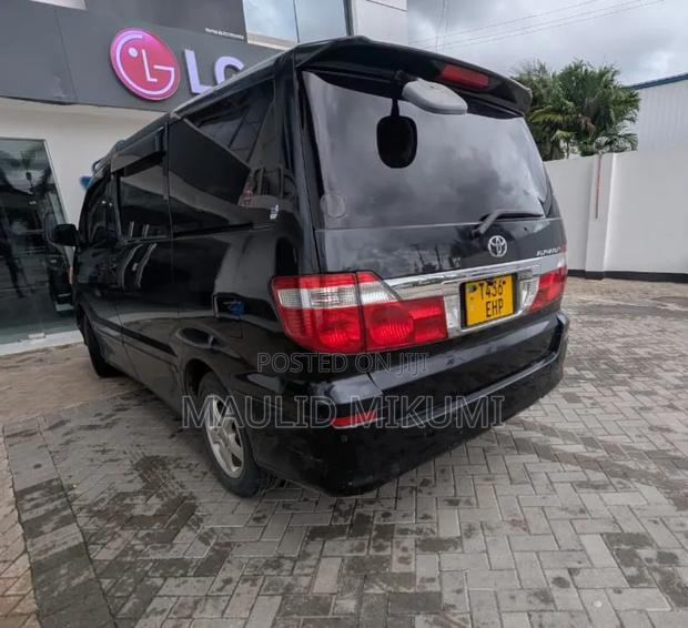 Toyota Alphard 2005 Black