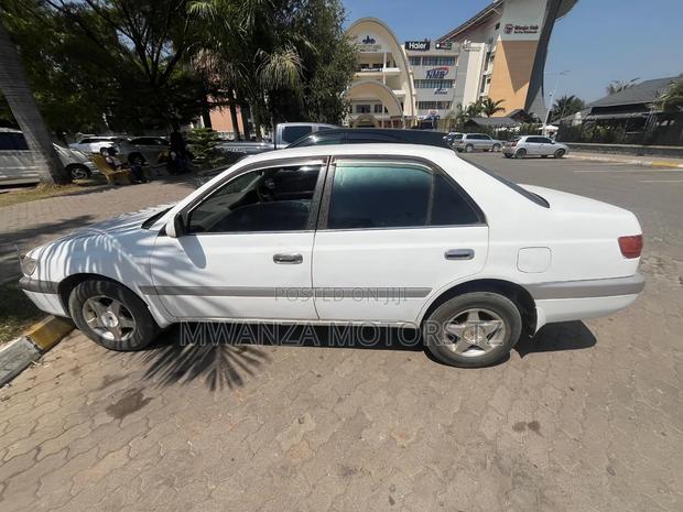 Toyota Corona Premio 1997 Pearl