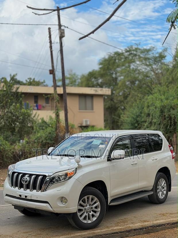 Toyota Land Cruiser Prado 2016 White