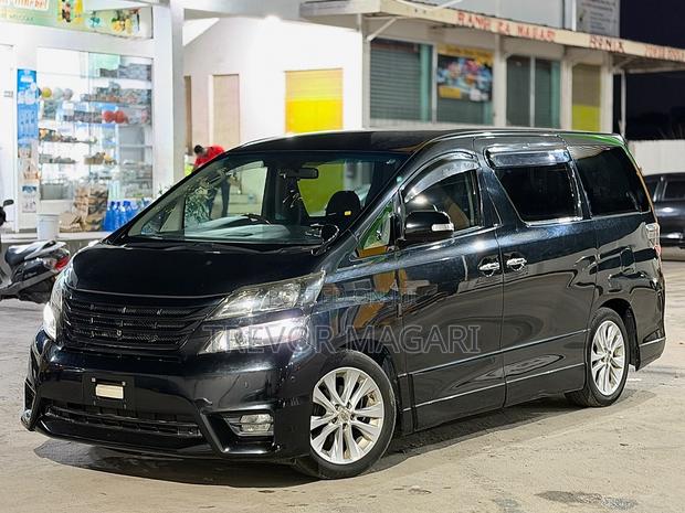 Toyota Vellfire 2009 Black