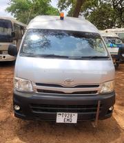 Toyota Grand HiAce 2002 Gray for sale