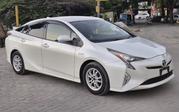 Toyota Prius 2017 White for sale