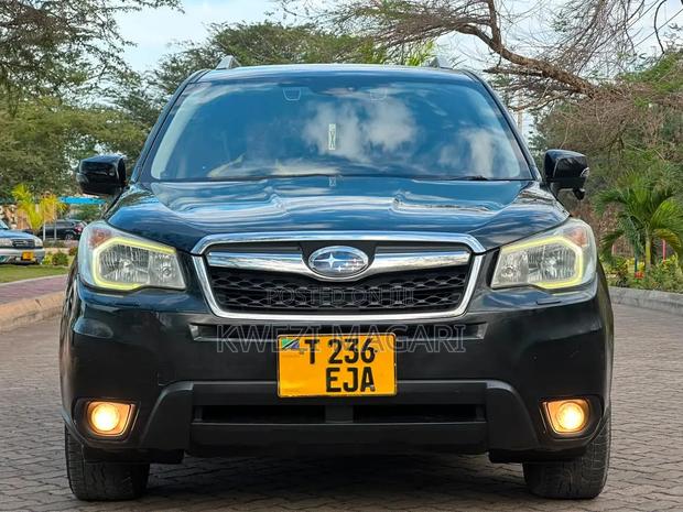 Subaru Forester 2014 Black