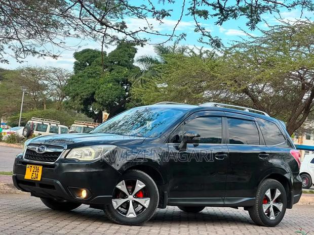 Subaru Forester 2014 Black