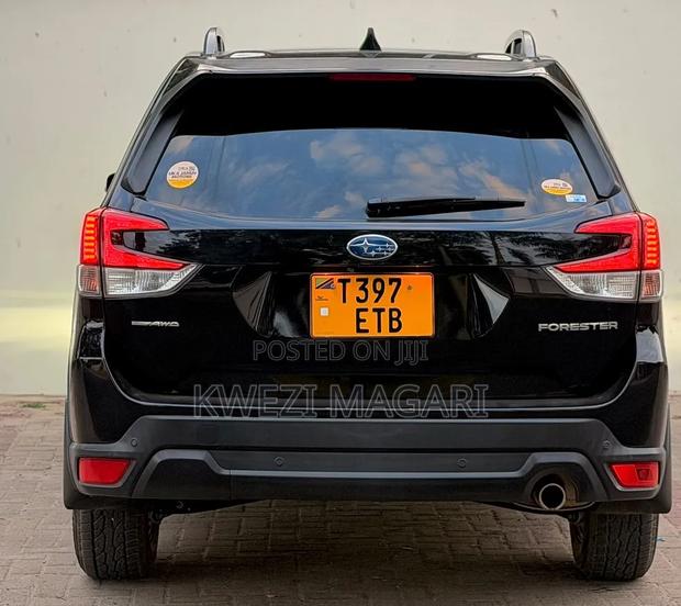Subaru Forester 2018 Black
