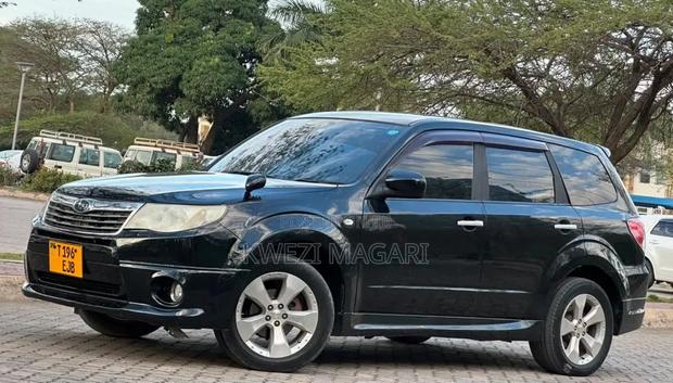 Subaru Forester 2010 Black