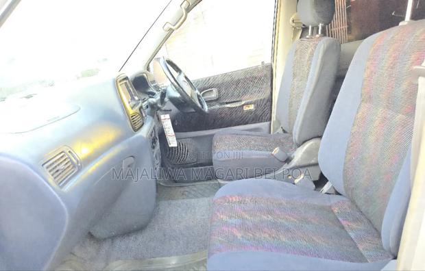 Toyota Noah 2009 Silver