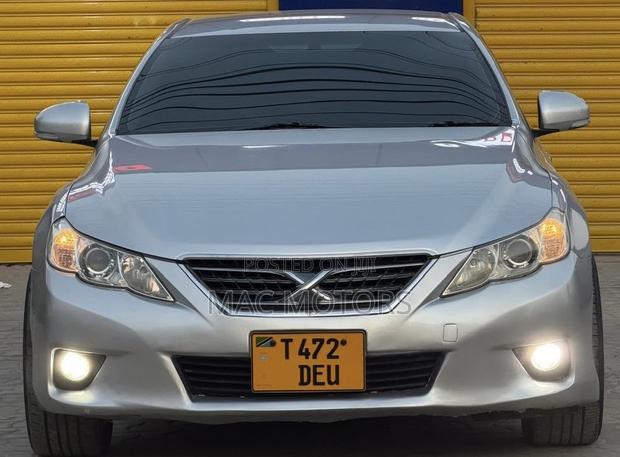 Toyota Mark X 2012 Silver