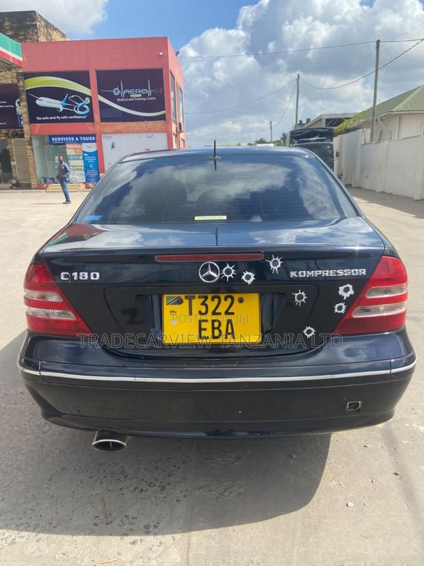 Mercedes-Benz C200 2005 Black
