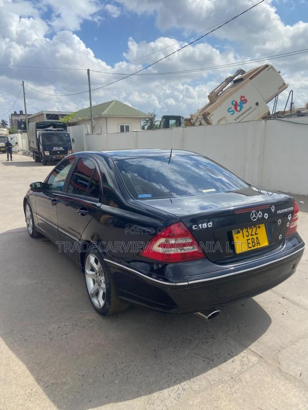 Mercedes-Benz C200 2005 Black