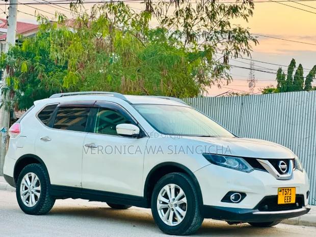 Nissan X-Trail 2013 White