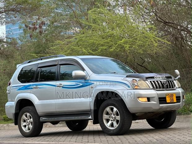 Toyota Land Cruiser Prado 2006 Silver