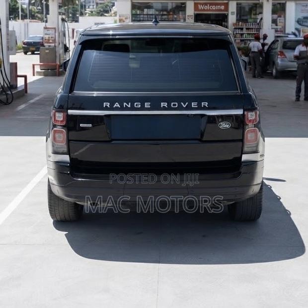 Land Rover Range Rover Vogue 2014 Black