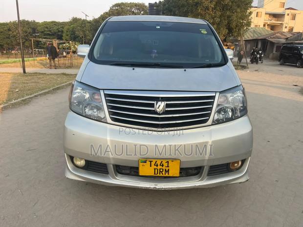 Toyota Alphard 2004 Silver