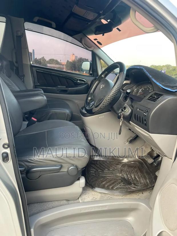Toyota Alphard 2004 Silver