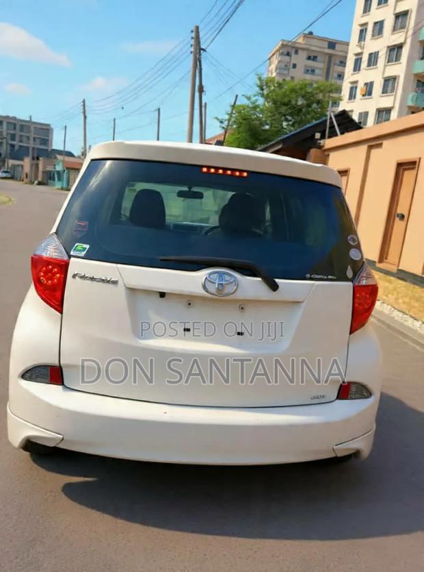 Toyota Ractis 2011 White