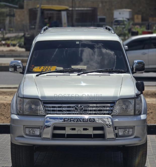 Toyota Land Cruiser Prado 2002 Silver