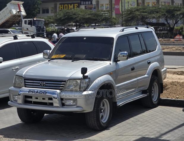 Toyota Land Cruiser Prado 2002 Silver