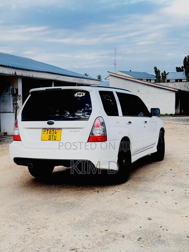 Subaru Forester 2005 White