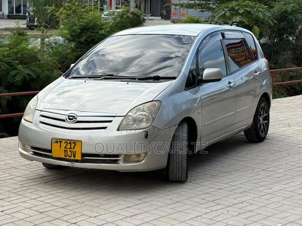 Toyota Corolla Spacio 2004 Silver