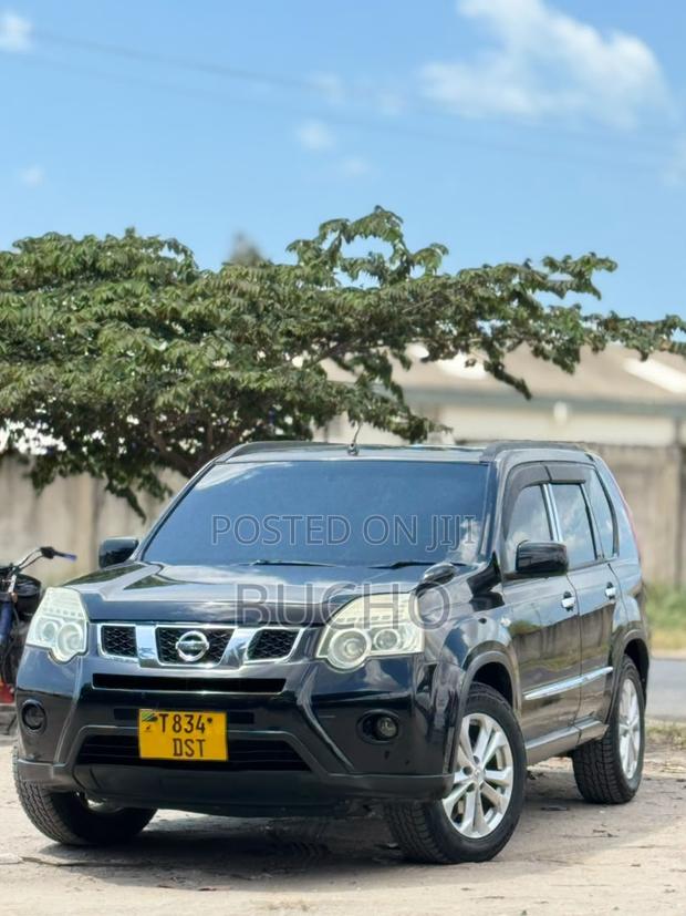 Nissan X-Trail 2010 Black