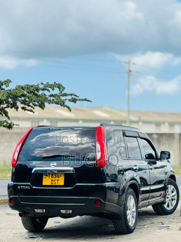 Nissan X-Trail 2010 Black