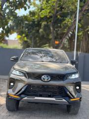 Toyota Fortuner 2021 Gray for sale