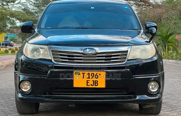 Subaru Forester 2010 Black